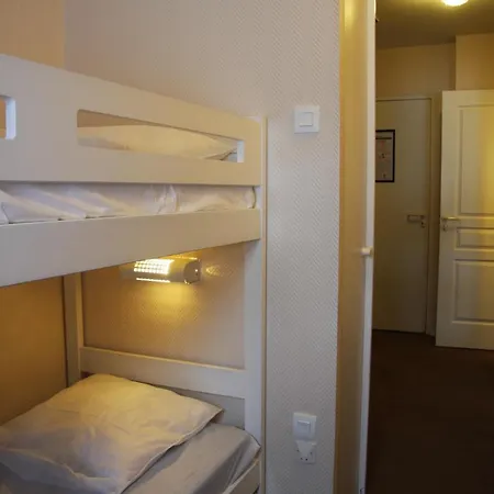 Apartment Location *